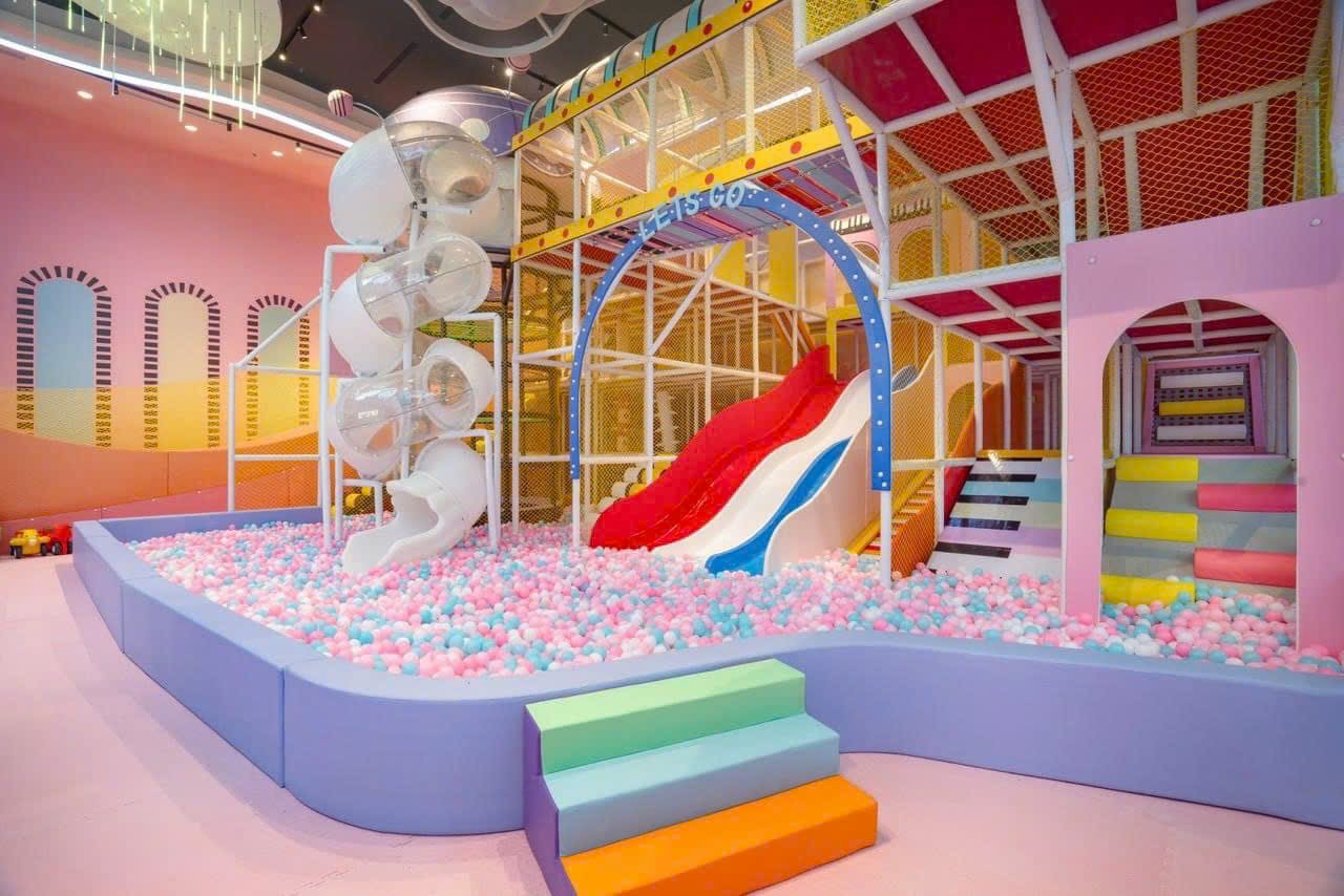 Sân chơi thiếu nhi tại khu nghỉ dưỡng Flamingo Hải Tiến
